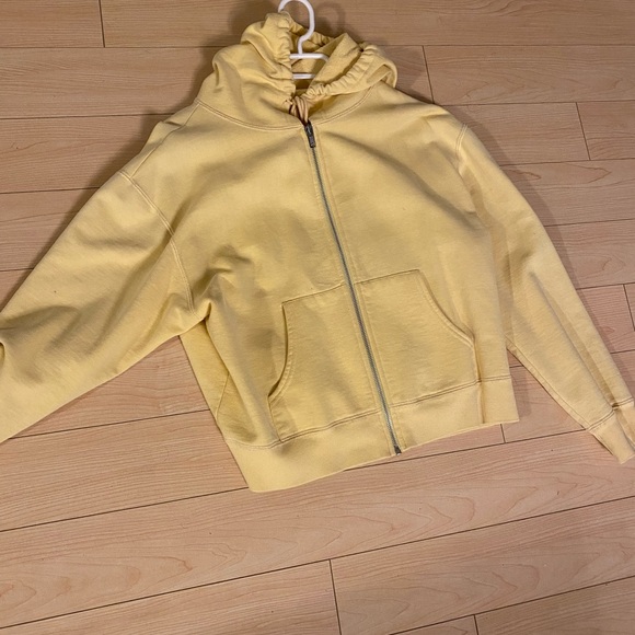 yellow zip up hoodie sweater. similar to aritzia - Picture 2 of 3